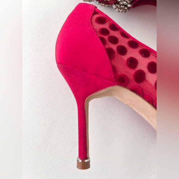 MANOLO BLAHNIK || Red Silk Polka Dot Hangisi Jewel Buckle Embellished Pumps 36 - Picture 10 of 15